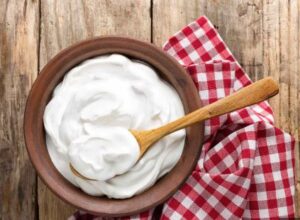 Probiotics, calcium, and vitamin B12: Three reasons why yogurt may be superior to homemade curd
