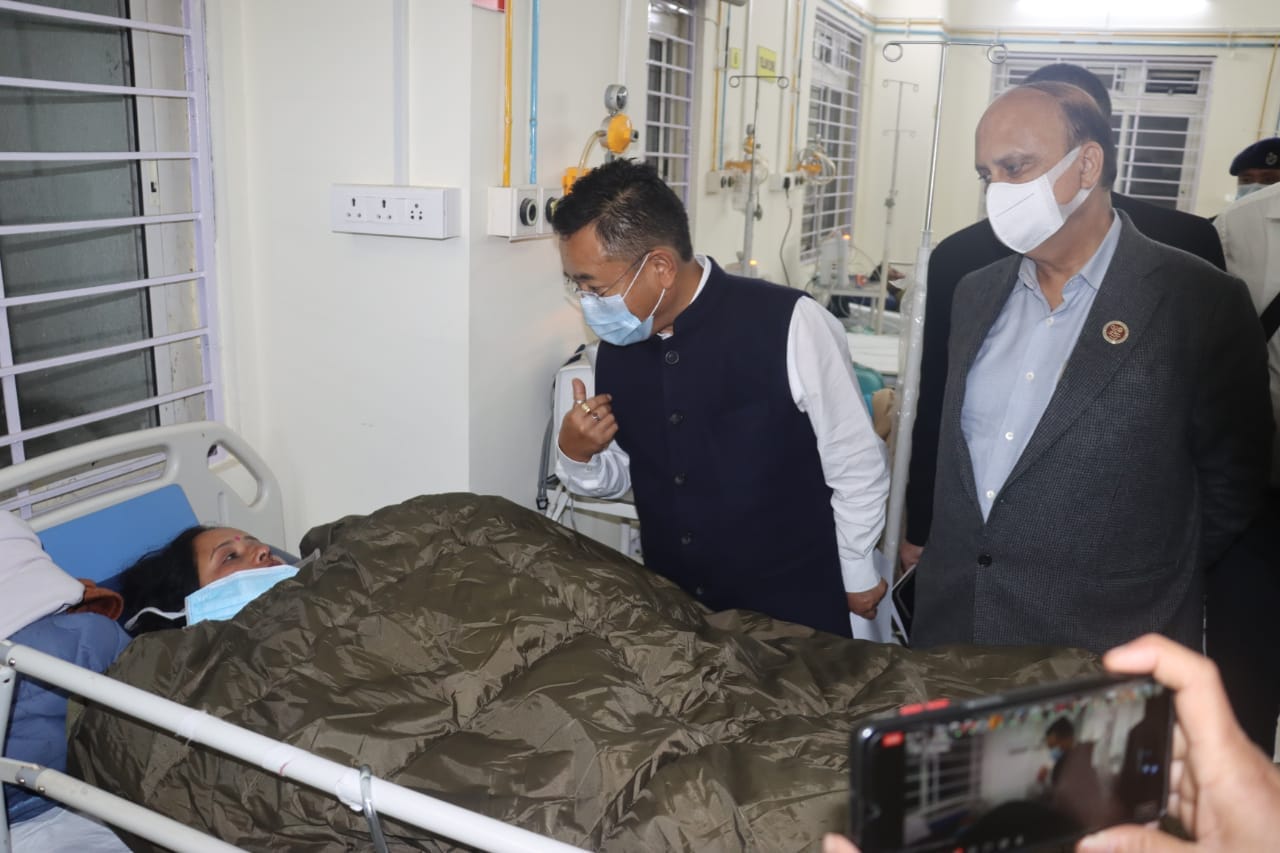 Sikkim CM Interacts with Tourists Injured In Avalanche at STNM Hospital