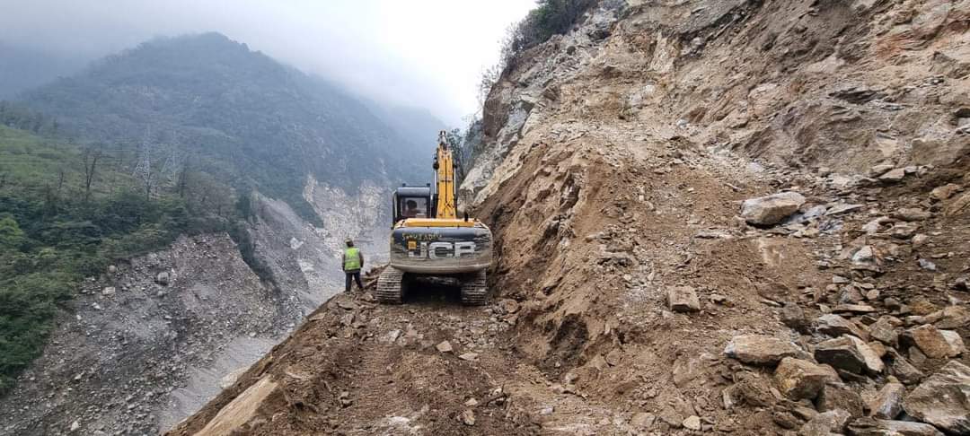 BRO PROJECT SWASTIK DEFY ICY WINTERS AND HEAVY RAINS: SUCCESSFULLY RESTORES CONNECTIVITY TO LACHEN IN NORTH SIKKIM