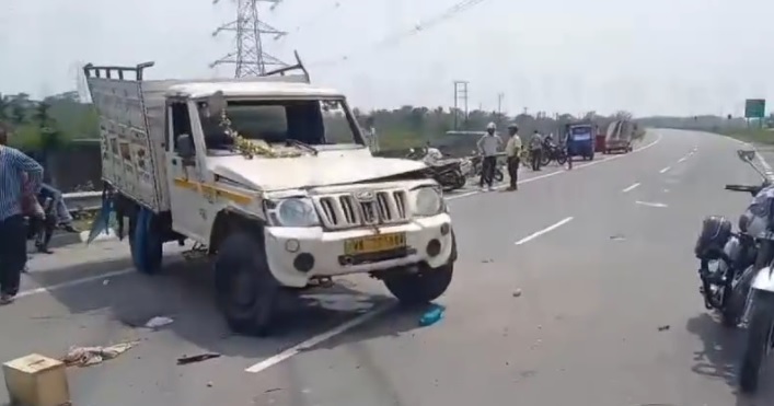 3 Killed, 15 Injured In Pickup Van Accident Along NH31A at Phasidewa