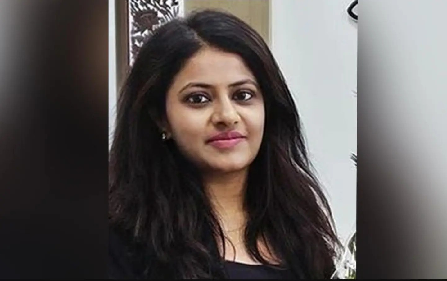 Puja Khedkar's UPSC Candidature Cancelled, Commission Permanently Debars Her