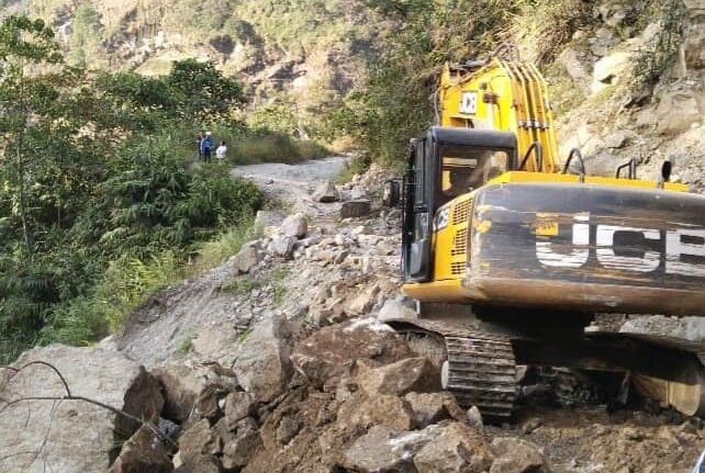 Road Connectivity Restoration Efforts Underway In North Sikkim