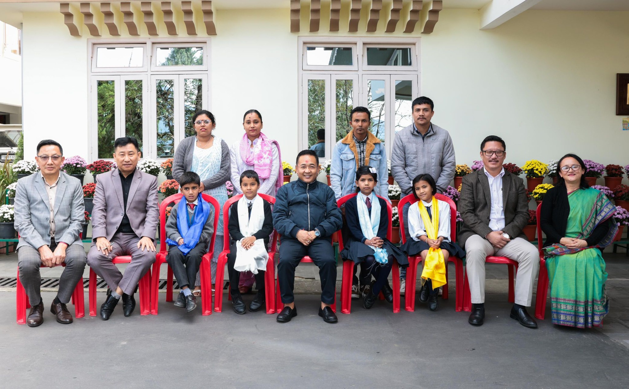 Chief Minister Meets Students Selected for VidyaGyan Academy