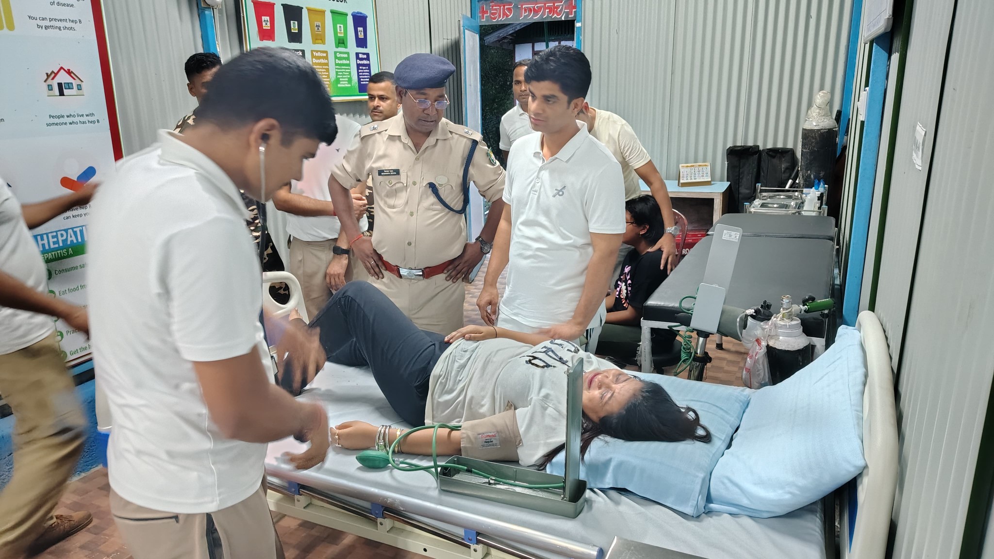 SSB Yuksam Rescues Injured Tourist Near Kanchenjunga Falls, Proves Humanity Beyond Duty