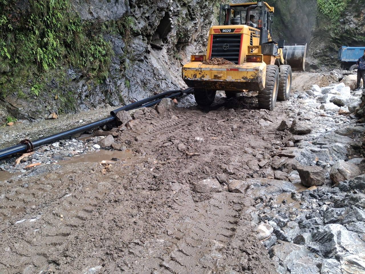 BRO Reopens Road to Lachung in North Sikkim; Tourist Evacuation Begins June 2