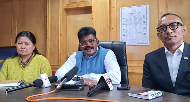 Tourism and Civil Aviation Department Holds Press Conference on Tourist Movement and Travel Diversions