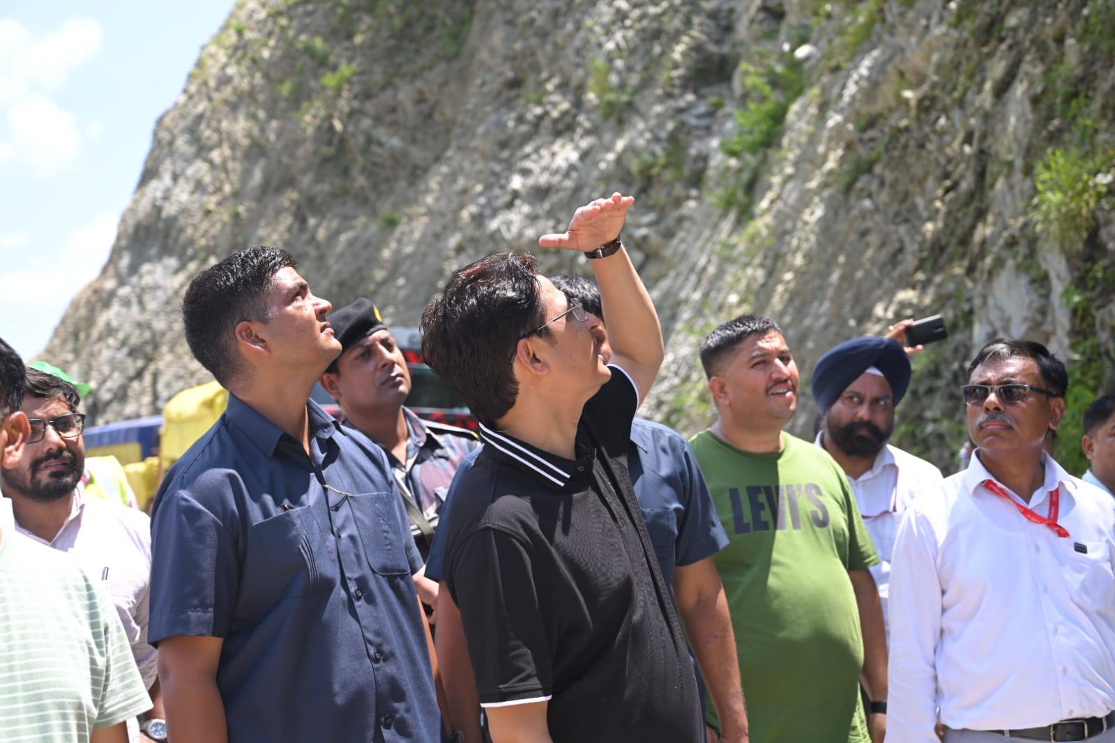 MP Raju Bista Inspects Landslide-Hit NH-10, Calls for Coordinated Action