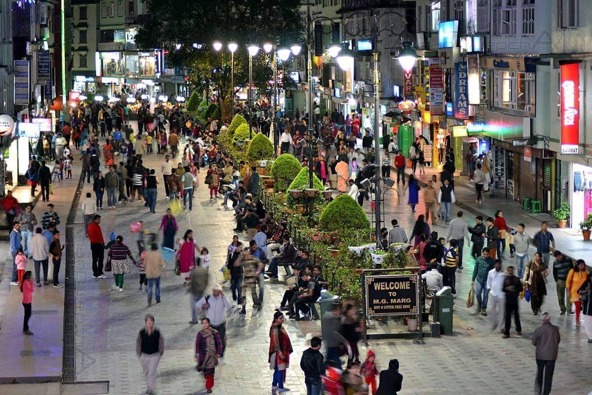 Doka-La and Cho-La to Open for Domestic Tourists from October 1