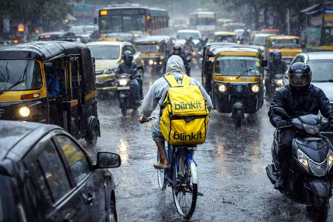 14 Hours on Duty, 28 Orders, Less Than ₹800 Earned: Blinkit Rider Exposes Reality of ‘10-Minute Delivery’